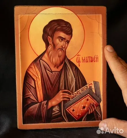 Икона деревянная "Святой Апостол Матвей" — красивый подарок
