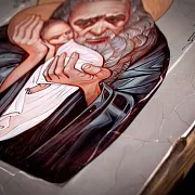 Икона деревянная "Святой Симеон Богоприимец" — оригинальный подарок — фотография 9
