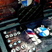 Нарды под стеклом «BMW M5» — оригинальный подарок — фотография 7