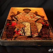 Икона "Спиридон Тримифунтский на троне" — красивый подарок — фотография 3