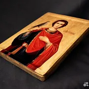 Икона деревянная с ковчегом "Святой Трифон" — красивый подарок — фотография 5