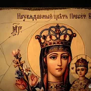 Икона деревянная " Богоматерь Неувядаемый Цвет" — красивый подарок — фотография 6