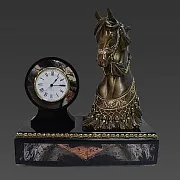 Интерьерные часы «Конь» из долерита и яшмы — красивый подарок — фотография 2